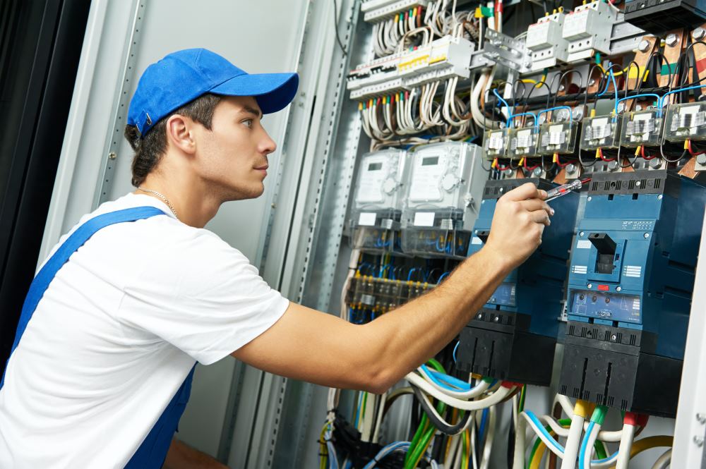 découvrez les tarifs d'installation électrique pour une surface de 200m2. obtenez des conseils pratiques, des estimations précises et des informations sur les différents types de prestations pour un projet en toute sérénité.