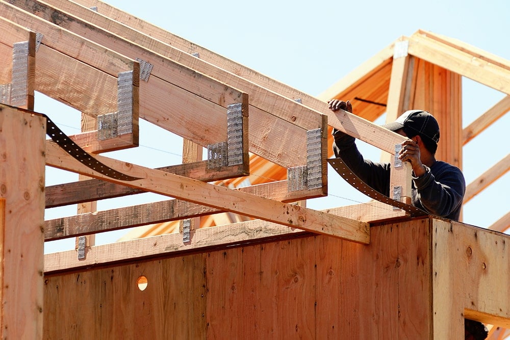 découvrez les prix au m2 pour la charpente en bois et métal. comparez les coûts, les types de matériaux et les options de construction pour votre projet. obtenez des conseils et devis personnalisés pour tout type de charpente.