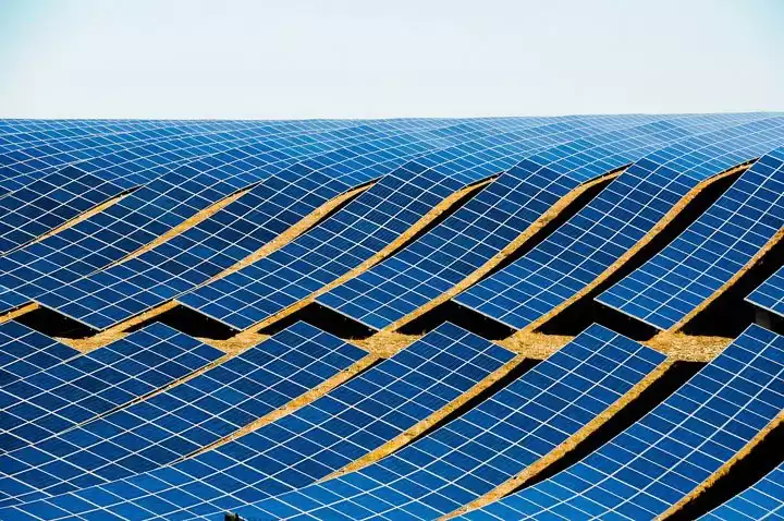 découvrez les prix compétitifs des panneaux solaires qcell et profitez de l'énergie solaire pour réduire vos factures d'électricité. informez-vous sur les différents modèles, leurs caractéristiques et les avantages d'investir dans l'énergie renouvelable.
