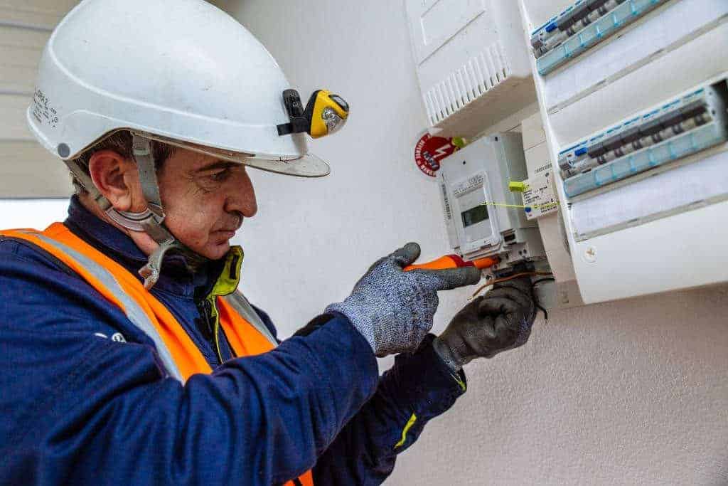 découvrez les tarifs de raccordement erdf (enedis) pour l'électricité en france. informez-vous sur les coûts, les démarches et les délais pour réaliser votre raccordement électrique en toute sérénité.