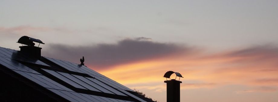 découvrez les prix des toits solaires tesla et optimisez votre consommation d'énergie tout en ajoutant une touche moderne à votre maison. comparez les options et profitez des avantages d'une énergie propre et durable.