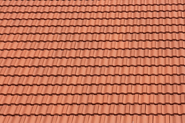 découvrez les prix des tuiles et comparez les différentes options disponibles pour votre toiture. trouvez les meilleures affaires et assurez-vous de faire le bon choix pour votre projet de rénovation ou de construction.