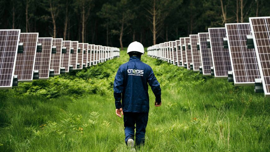 découvrez les solutions innovantes des producteurs photovoltaïques pour une énergie propre et durable. maximisez votre investissement énergétique tout en préservant l'environnement grâce à des installations solaires de qualité. informez-vous sur les avantages et les technologies disponibles pour transformer votre consommation d'énergie.