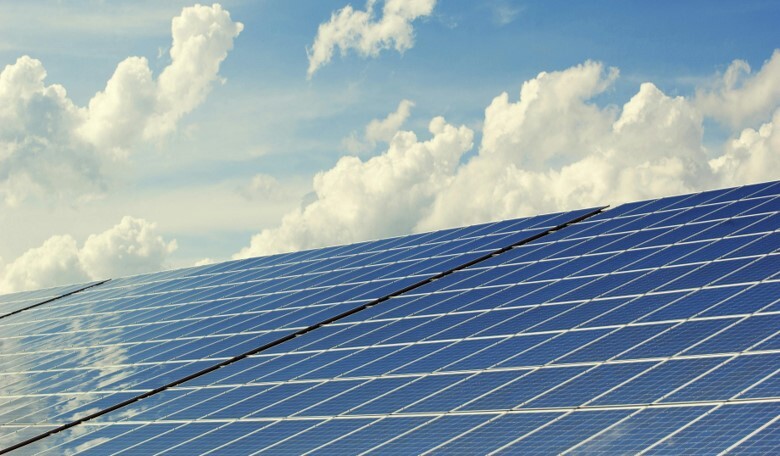 découvrez comment maximiser la production électrique de votre installation solaire au mètre carré. optimisez votre efficacité énergétique et réduisez vos factures d'électricité grâce à nos conseils sur les meilleures pratiques et technologies solaires.