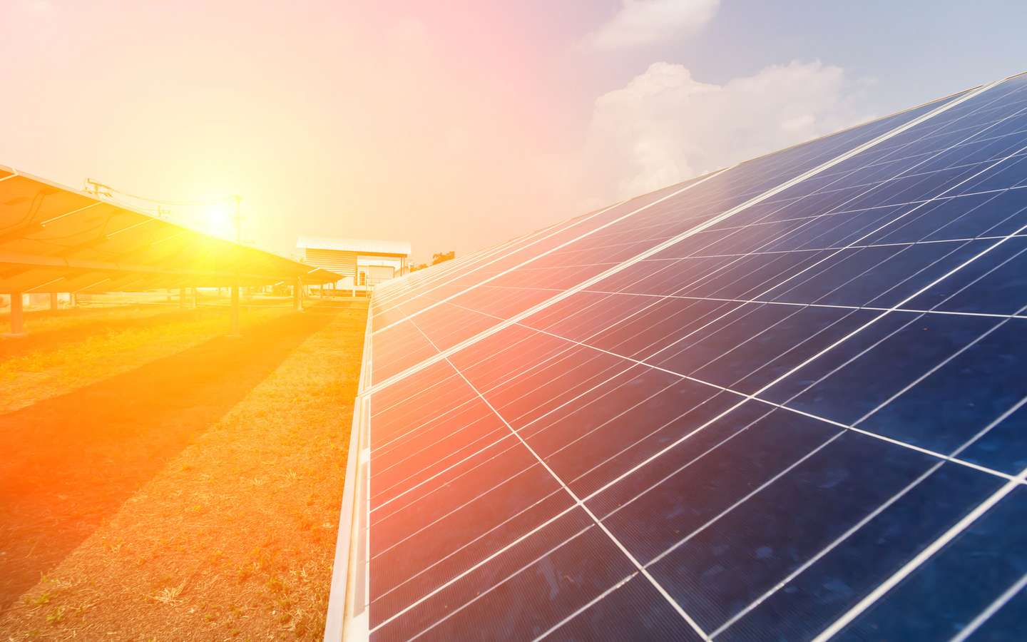 découvrez les avantages de la production solaire : une énergie renouvelable, durable et économique qui contribue à la réduction de votre empreinte carbone tout en diminuant vos factures d'électricité. explorez les technologies solaires et leurs applications pour un avenir plus vert.