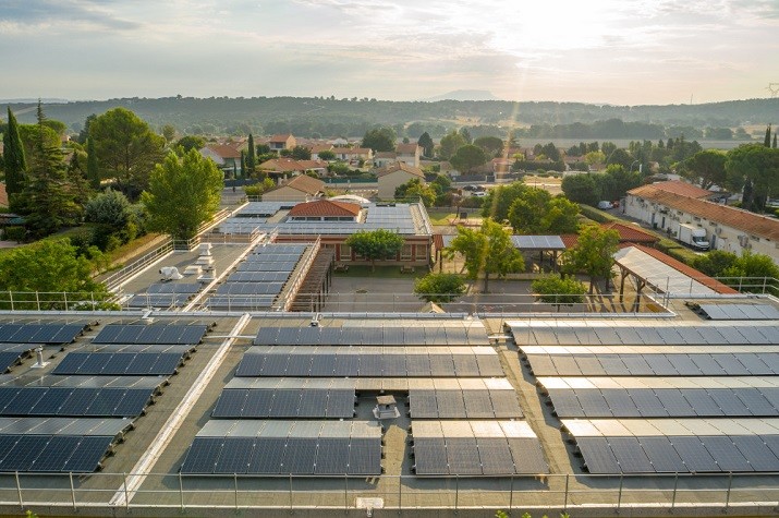 découvrez comment les projets solaires transforment les quartiers en espaces durables et écoresponsables. apprenez-en plus sur les initiatives innovantes qui favorisent l'énergie renouvelable et améliorent la qualité de vie des habitants.