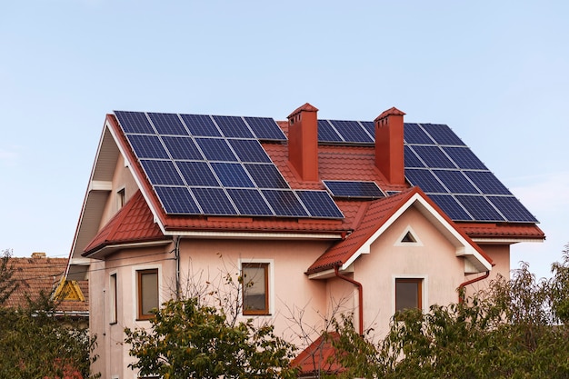 découvrez comment protéger vos panneaux solaires contre la grêle avec des solutions efficaces et durables. assurez la longévité de votre investissement tout en maximisant votre production d'énergie.