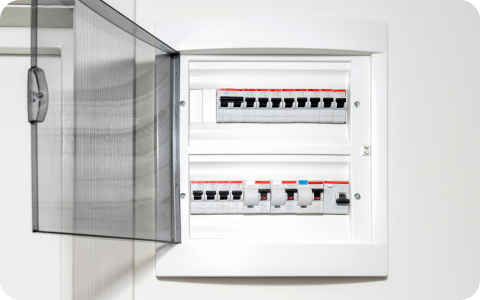 découvrez nos solutions de protection pour panneaux solaires, conçues pour optimiser leur durabilité et performance. protégez votre investissement contre les intempéries, les débris et les risques de dommages tout en assurant un rendement énergétique maximal.