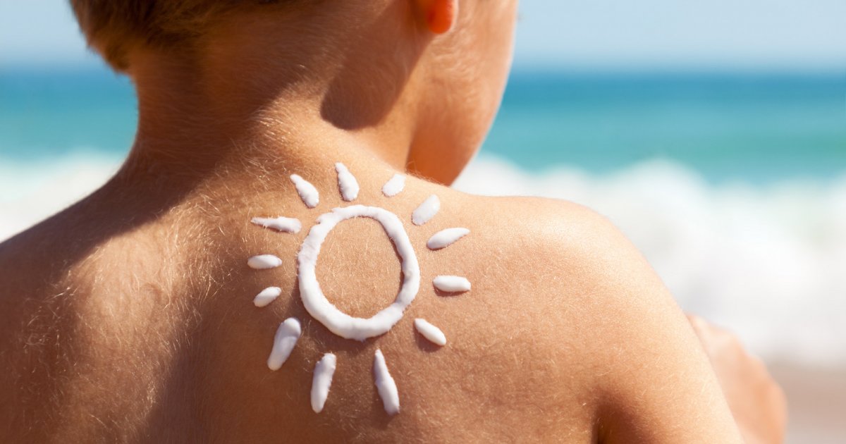découvrez l'importance de la protection solaire pour votre peau. apprenez les meilleures pratiques, produits et conseils pour vous prémunir contre les effets nocifs du soleil tout en profitant de vos activités extérieures.