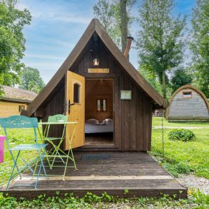 découvrez comment protéger votre maison des dangers de la foudre avec nos conseils pratiques et nos solutions innovantes. assurez la sécurité de votre foyer en apprenant les meilleures méthodes pour éviter les dommages causés par les orages.