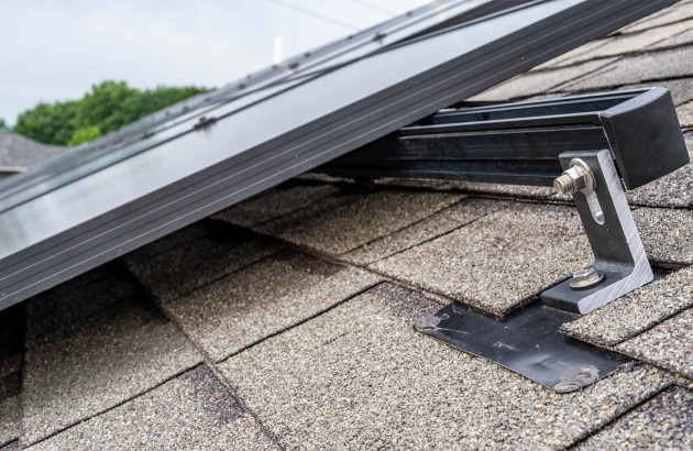 découvrez les avantages du rail solaire, une solution innovante pour optimiser l'installation de panneaux solaires. apprenez comment cette technologie facilite l'intégration des systèmes photovoltaïques tout en garantissant efficacité et durabilité. transformez votre espace en une source d'énergie renouvelable avec le rail solaire.