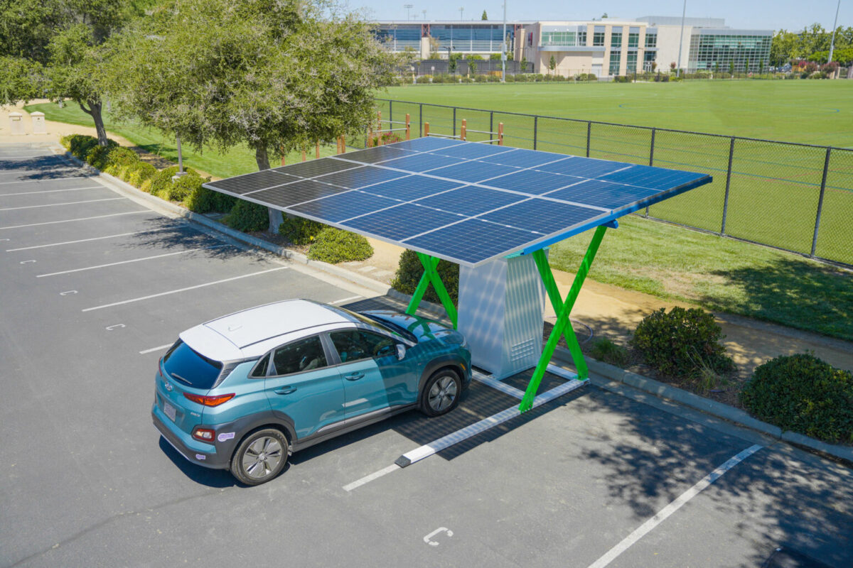 découvrez les avantages de la recharge solaire pour vos appareils électroniques. optez pour une solution écologique et économique qui vous permet de profiter d'une énergie renouvelable, où que vous soyez. informez-vous sur les différents types de chargeurs solaires et améliorez votre autonomie grâce à l'énergie du soleil.