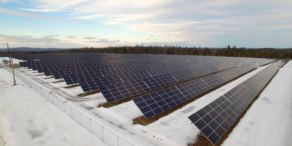découvrez comment maximiser le rendement solaire en hiver grâce à des astuces et des stratégies adaptées. apprenez à optimiser l'utilisation de l'énergie solaire même pendant les mois les plus froids, pour un confort et des économies d'énergie tout au long de l'année.