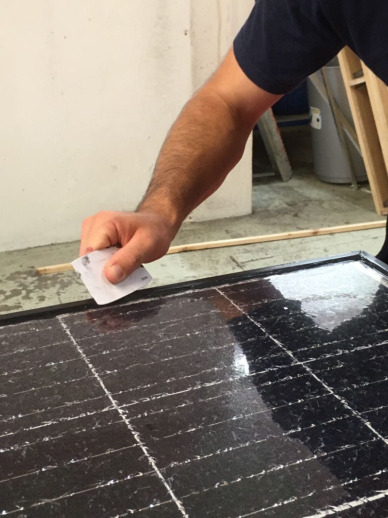 découvrez nos services de réparation de panneaux, adaptés à tous vos besoins. que ce soit pour des panneaux solaires, publicitaires ou de clôture, notre équipe d'experts s'engage à vous fournir un travail de qualité, rapide et fiable. faites confiance à notre expertise pour redonner vie à vos panneaux.
