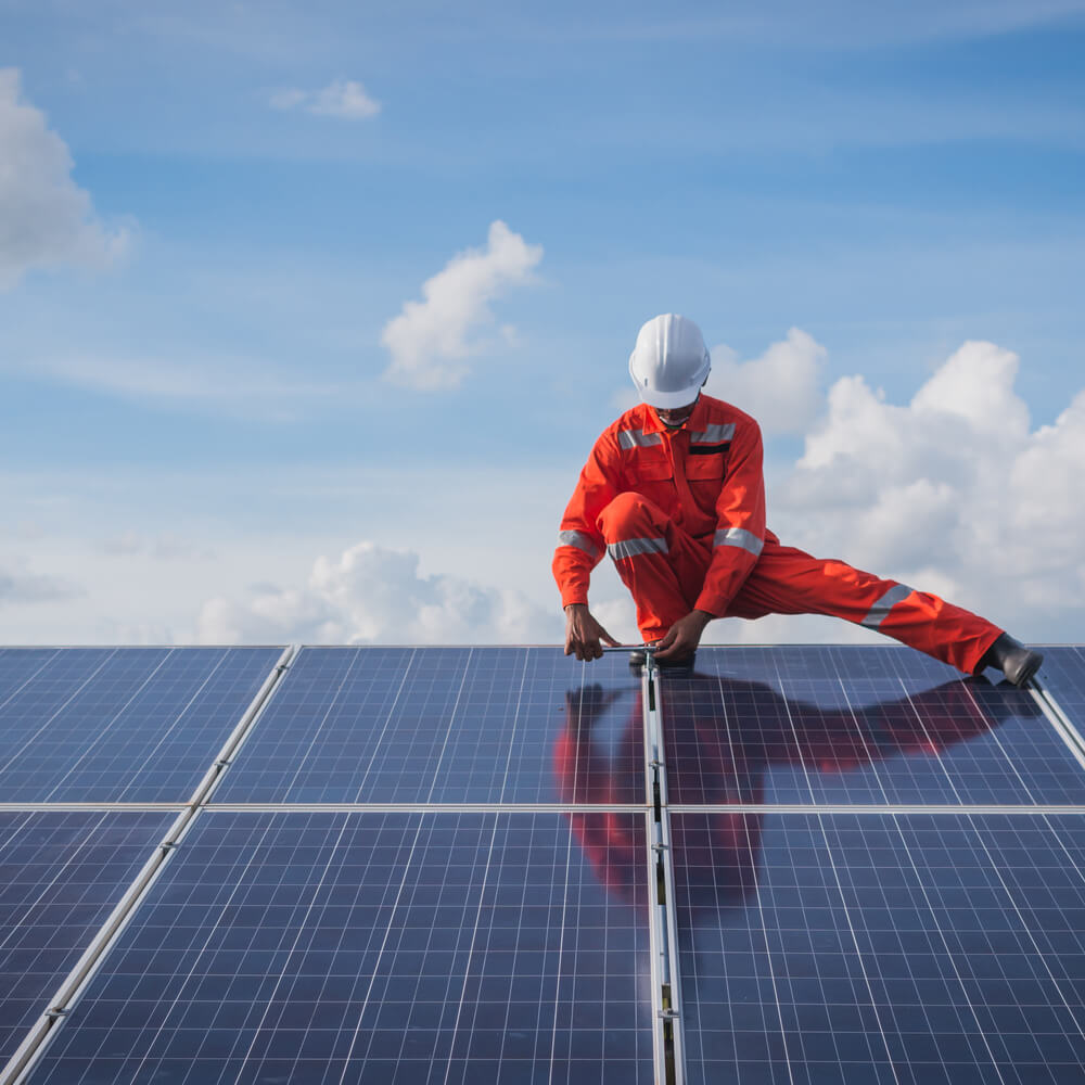 découvrez nos services de réparation solaire, spécialisés dans la remise en état de vos panneaux photovoltaïques. optimisez la performance de votre installation et prolongez sa durée de vie grâce à notre expertise.