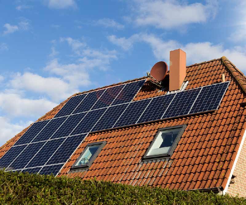 découvrez comment optimiser vos profits grâce à la revente d'électricité solaire. apprenez les démarches, les avantages économiques et environnementaux, et les étapes pour revendre votre surplus d'énergie solaire tout en contribuant à la transition énergétique.