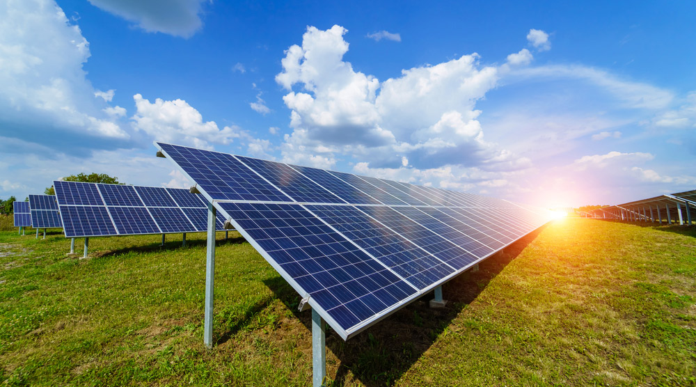 découvrez comment la révolution des panneaux solaires transforme notre approche de l'énergie renouvelable. explorez les dernières innovations, avantages écologiques et économiques qui font des panneaux solaires une solution incontournable pour un avenir durable.