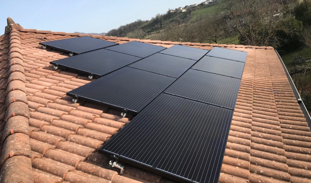 découvrez comment la saisonnalité influence l'efficacité des panneaux solaires. apprenez à optimiser la production d'énergie solaire en fonction des variations climatiques et des saisons pour maximiser vos économies d'énergie.