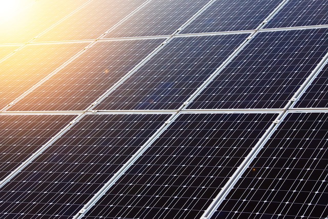 découvrez comment le solaire économique peut réduire vos factures d'énergie tout en contribuant à un avenir durable. adoptez des solutions solaires rentables et respectueuses de l'environnement pour économiser et profiter des énergies renouvelables.