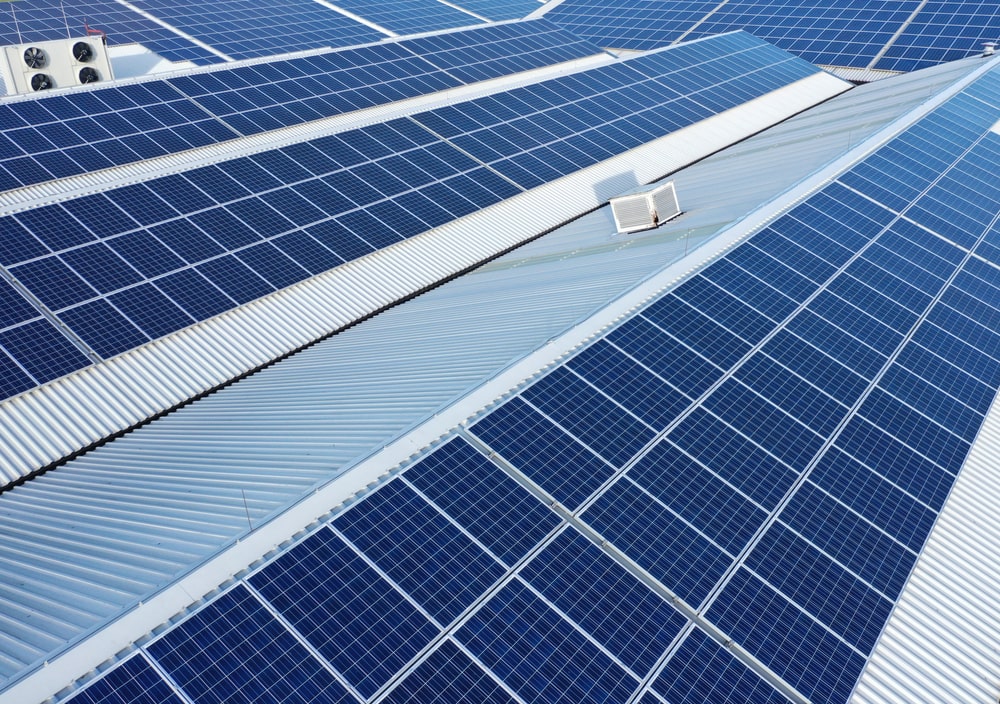 découvrez les solutions innovantes de stockage d'énergie solaire qui vous permettent de maximiser l'utilisation de l'énergie propre et renouvelable. optimisez votre autonomie énergétique et réduisez vos factures grâce à des systèmes de stockage performants adaptés à vos besoins.