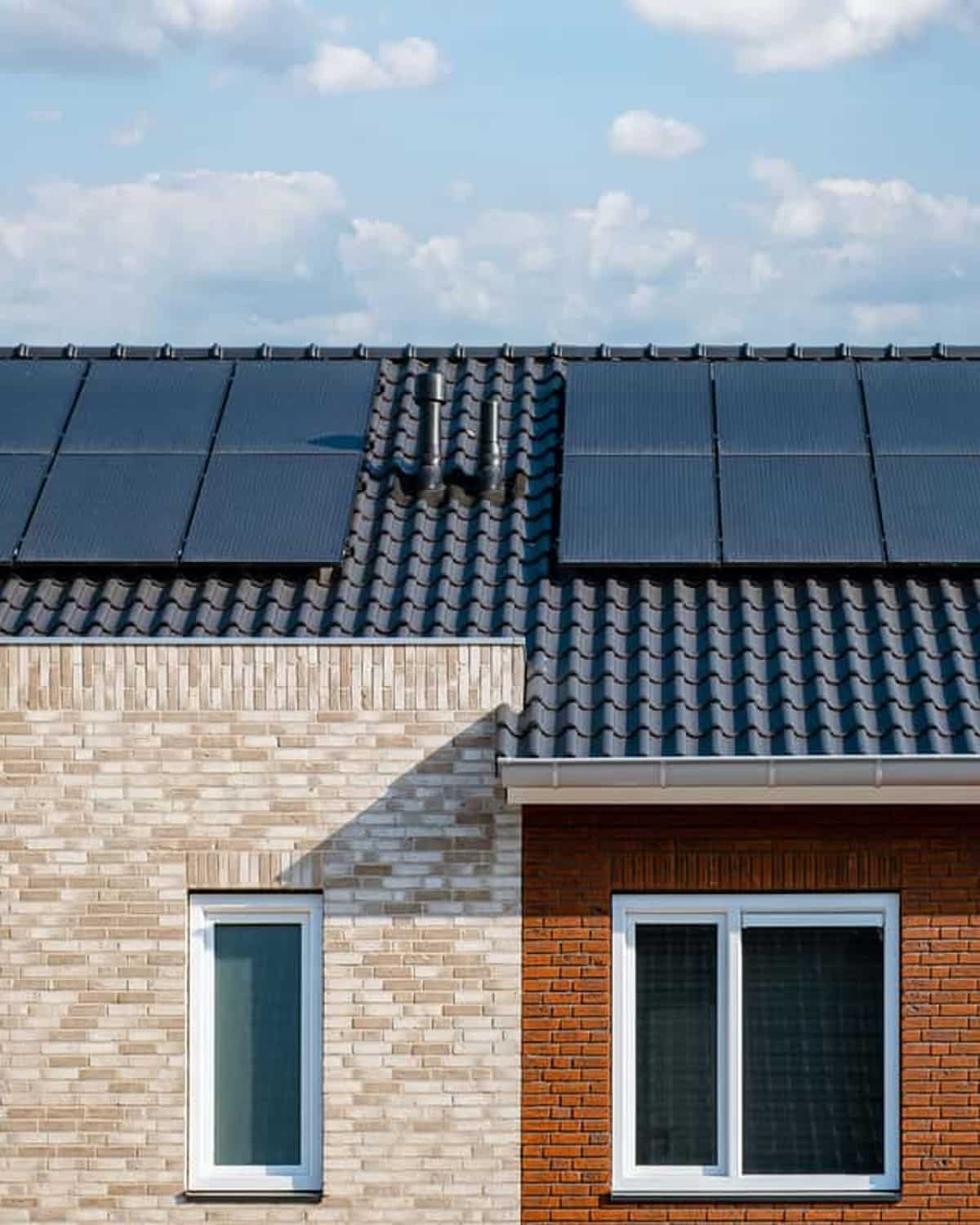 découvrez nos solutions innovantes pour l'énergie solaire destinée aux particuliers. optimisez votre consommation d'énergie tout en préservant l'environnement grâce à nos panneaux solaires performants et adaptés à votre maison.
