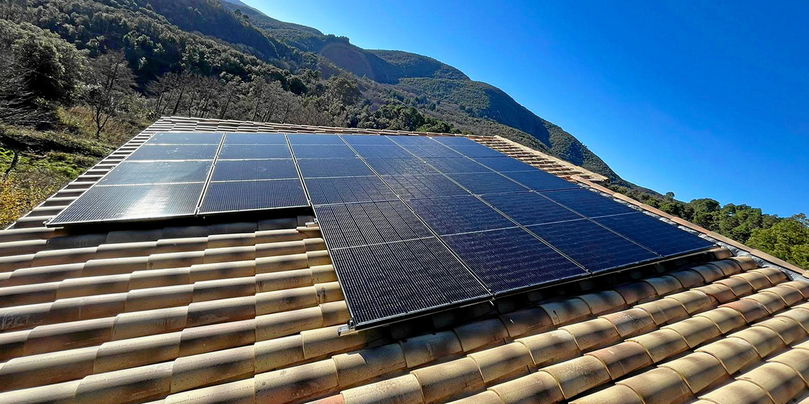 découvrez nos solutions photovoltaïques innovantes pour une énergie durable et économique. profitez de l'énergie solaire tout en réduisant votre empreinte carbone et vos factures d'électricité. transformez votre espace en une source d'énergie propre et renouvelable dès aujourd'hui.
