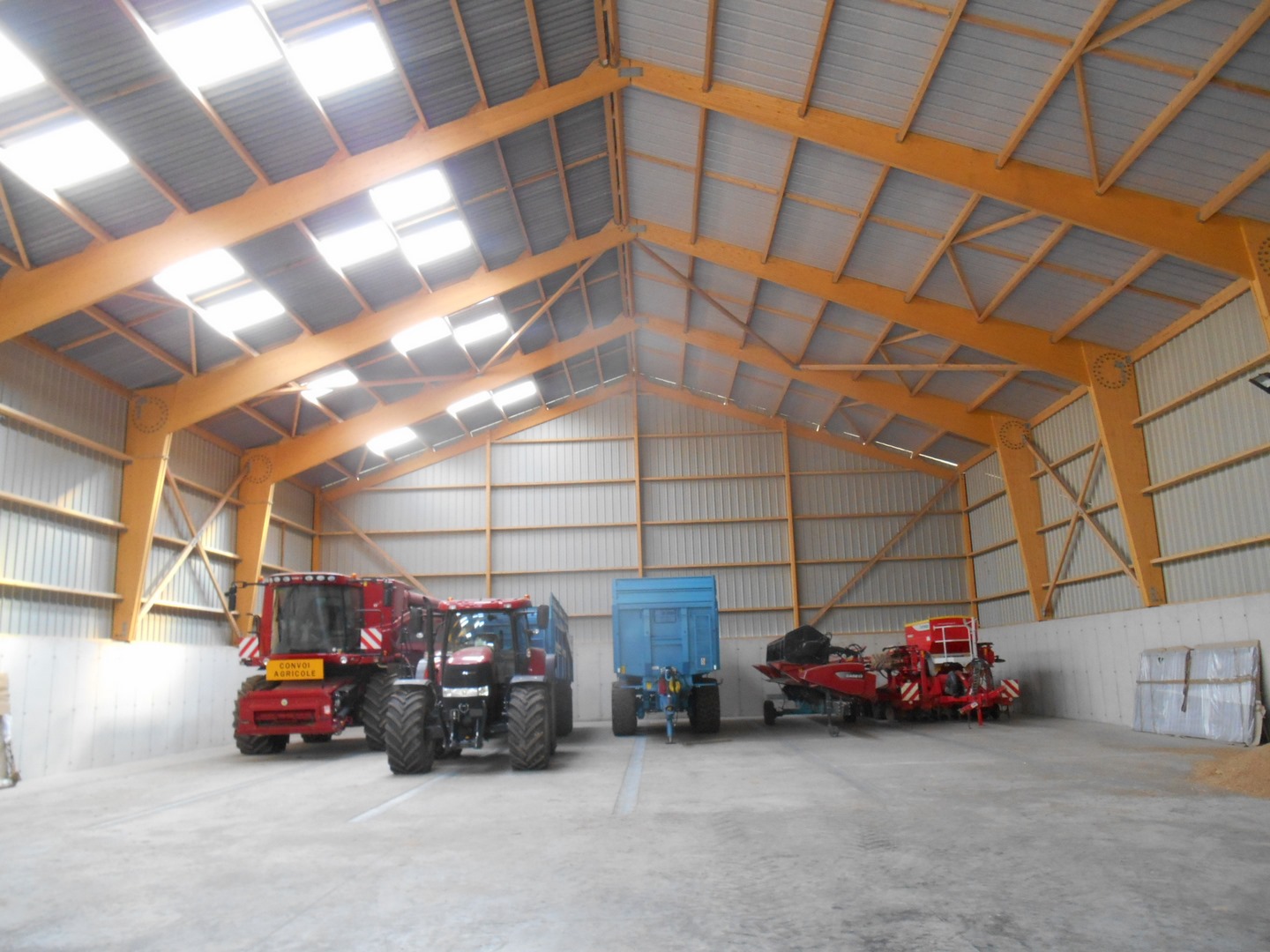 découvrez nos solutions de stockage agricole adaptées à vos besoins. optimisez la conservation de vos récoltes avec des équipements performants et sécurisés, garantissant la qualité et la durabilité de vos produits. transformez votre gestion des stocks grâce à notre expertise.