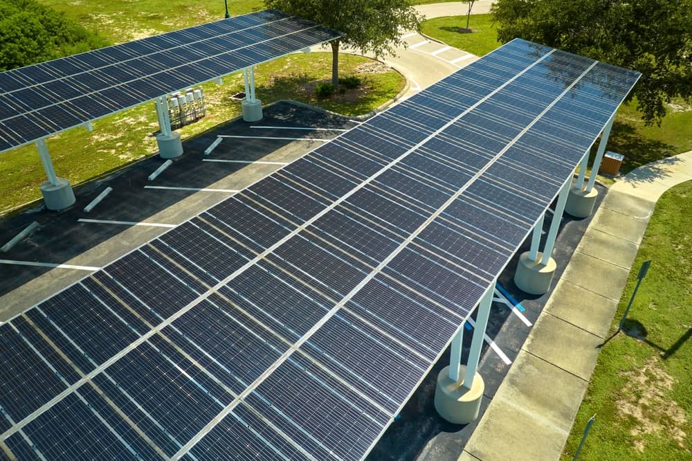 découvrez notre stratégie solaire durable, une approche innovante visant à intégrer l'énergie solaire dans un modèle économique respectueux de l'environnement, tout en maximisant l'efficacité énergétique et en réduisant l'empreinte carbone.