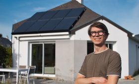 découvrez les subventions photovoltaïques disponibles pour faciliter l'installation de panneaux solaires dans votre maison. profitez d'aides financières pour réduire vos coûts et participer à la transition énergétique tout en réalisant des économies sur vos facture d'électricité.
