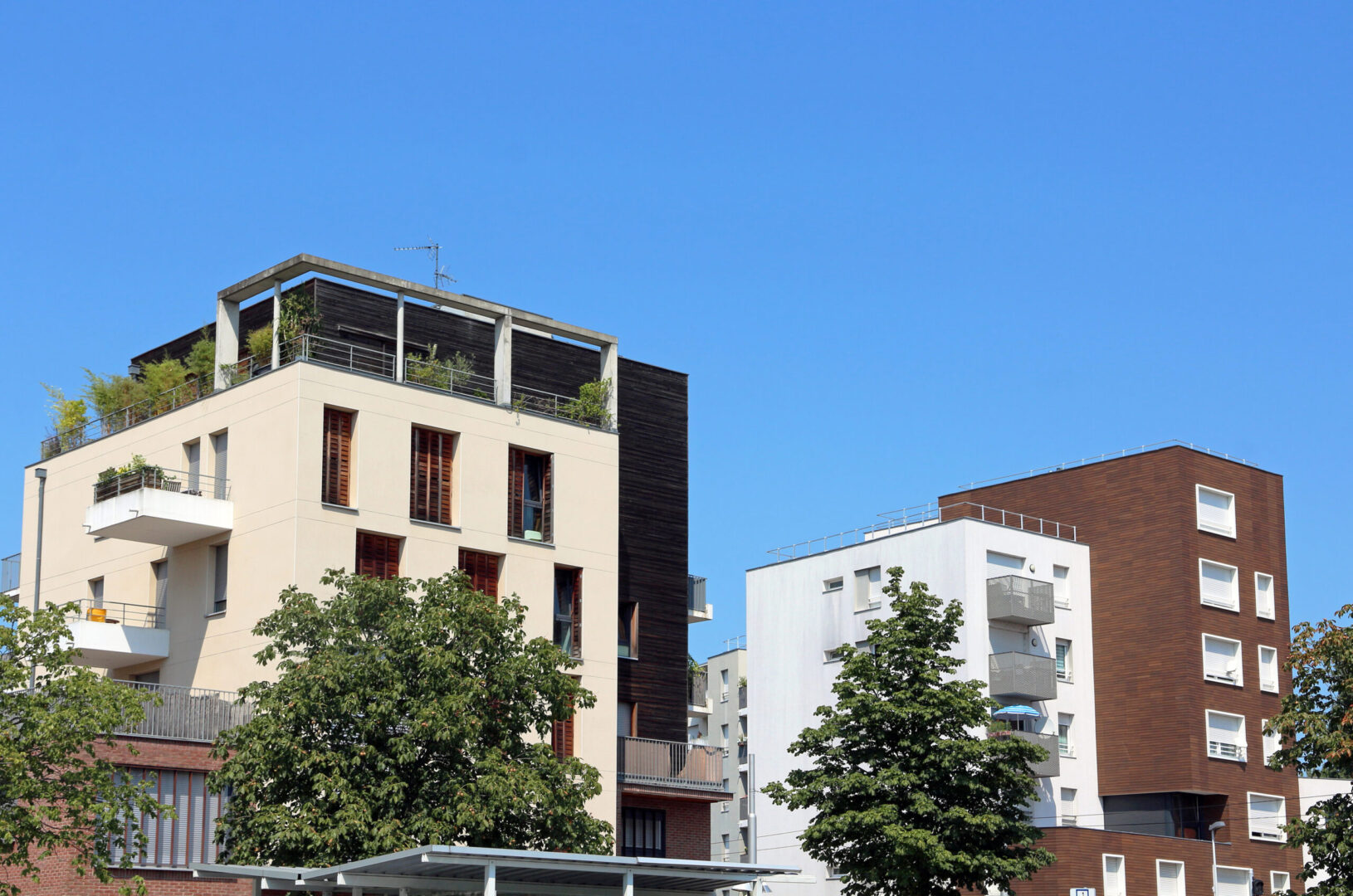 découvrez comment bénéficier de la subvention solaire pour les copropriétés en france. informez-vous sur les aides financières disponibles pour l'installation de panneaux solaires, les avantages fiscaux, et les conseils pratiques pour profiter au maximum de cette opportunité écologique et économique.