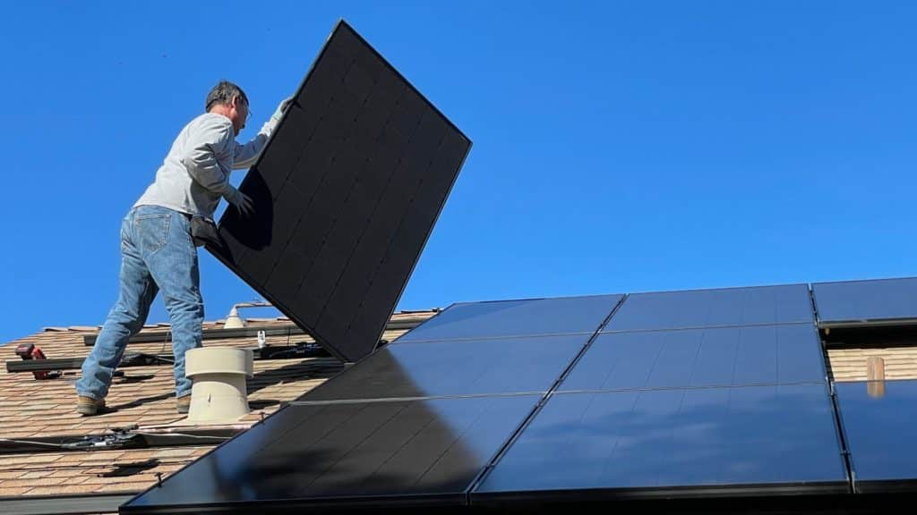 découvrez les subventions disponibles en 2020 pour l'installation de panneaux solaires. profitez d'aides financières pour réduire vos coûts et favoriser la transition énergétique. informez-vous sur les critères d'éligibilité et maximisez votre investissement dans l'énergie renouvelable.
