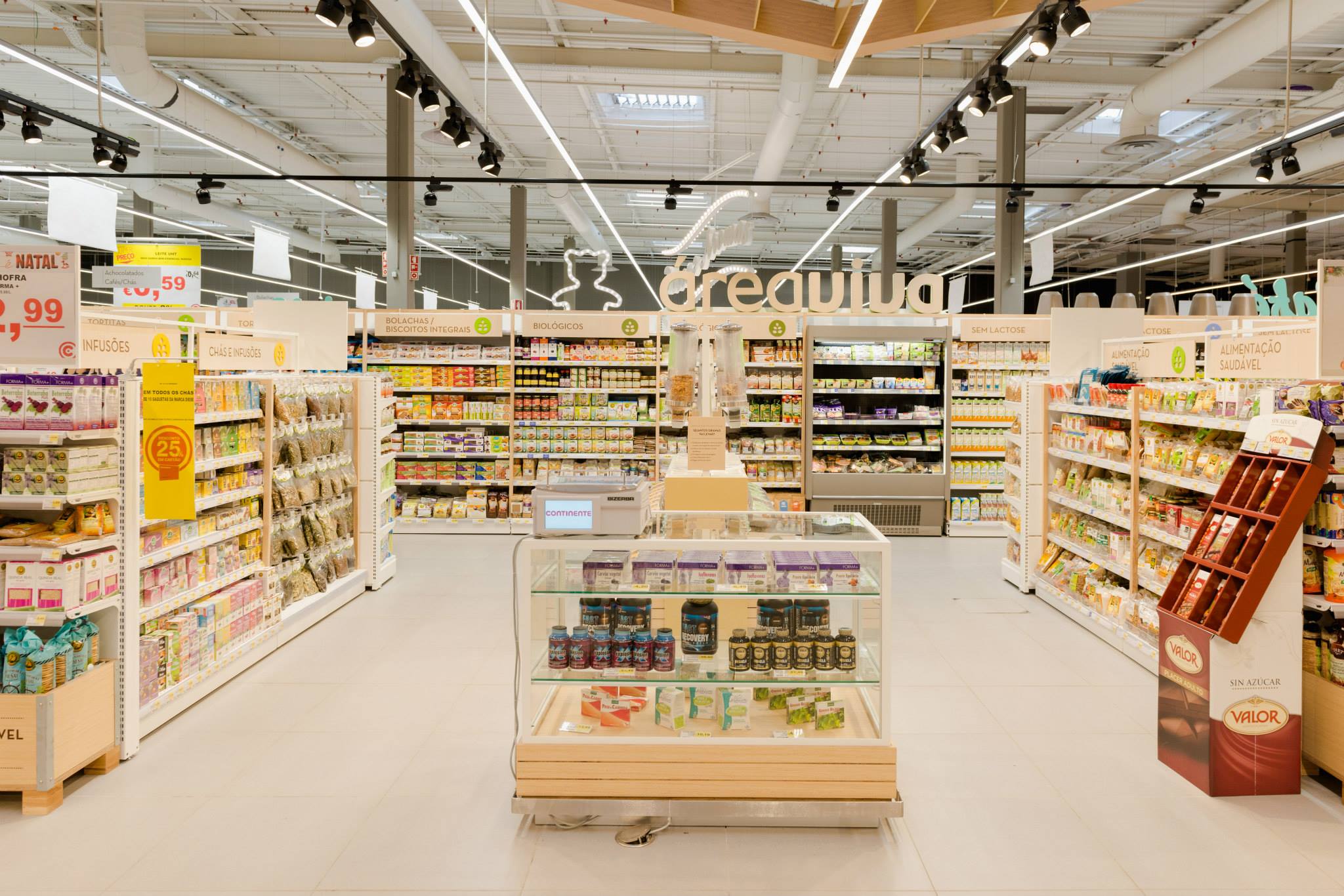 découvrez notre supermarché proche de chez vous, offrant une large gamme de produits alimentaires frais, de marques populaires et d'articles essentiels. profitez de promotions exclusives et d'un service client exceptionnel pour un shopping agréable et pratique.