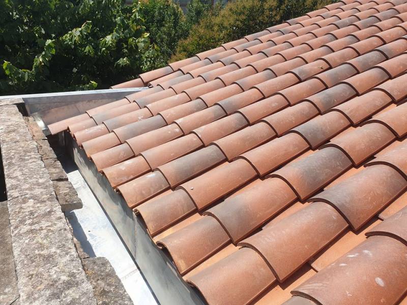 découvrez tout ce qu'il faut savoir sur la surface de toiture, son importance, les différents types de matériaux et les astuces pour bien l'entretenir. optimisez la durabilité de votre toiture grâce à nos conseils d'experts.