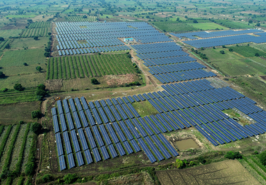 découvrez notre terrain idéal pour la création d'un parc photovoltaïque. profitez d'un emplacement stratégique, d'une accessibilité optimale et d'un potentiel énergétique exceptionnel pour développer un projet durable et respectueux de l'environnement.