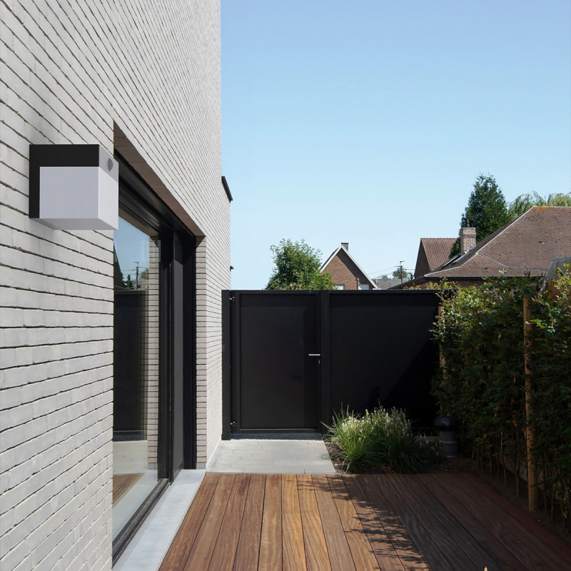 découvrez notre sélection de terrasses solaires alliant esthétique et durabilité. transformez votre espace extérieur en un lieu chaleureux et respectueux de l'environnement grâce à nos solutions innovantes qui captent l'énergie solaire.