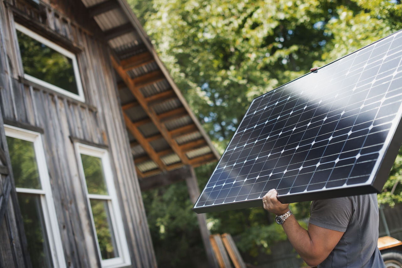 découvrez les avantages des toitures photovoltaïques en 2019 : une solution durable pour répondre à vos besoins énergétiques tout en respectant l'environnement. informez-vous sur les dernières innovations, les aides financières disponibles et les étapes pour installer votre système solaire.