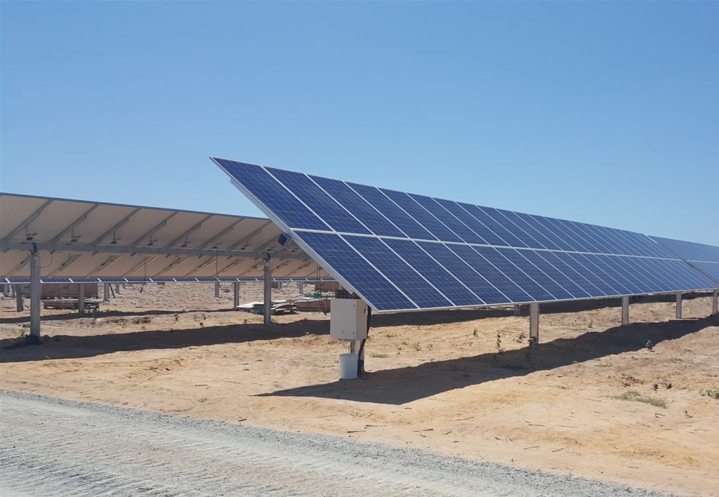 découvrez les trackers photovoltaïques, des systèmes innovants qui optimisent la production d'énergie solaire en suivant la course du soleil. maximisez l'efficacité de vos installations solaires grâce à ces solutions intelligentes et durables.