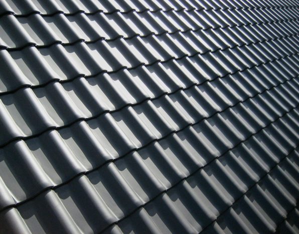 découvrez les tuiles photovoltaïques, une solution innovante et esthétique pour produire de l'énergie renouvelable tout en préservant l'intégrité de votre toiture. alliez performance énergétique et design avec cet élément clé pour une maison écologique.