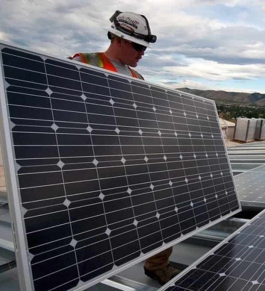 découvrez notre sélection de panneaux photovoltaïques à prix compétitifs. optimisez votre consommation d'énergie et réduisez votre empreinte carbone avec nos solutions durables et performantes. contactez-nous dès aujourd'hui pour un devis personnalisé et profitez des avantages de l'énergie solaire.