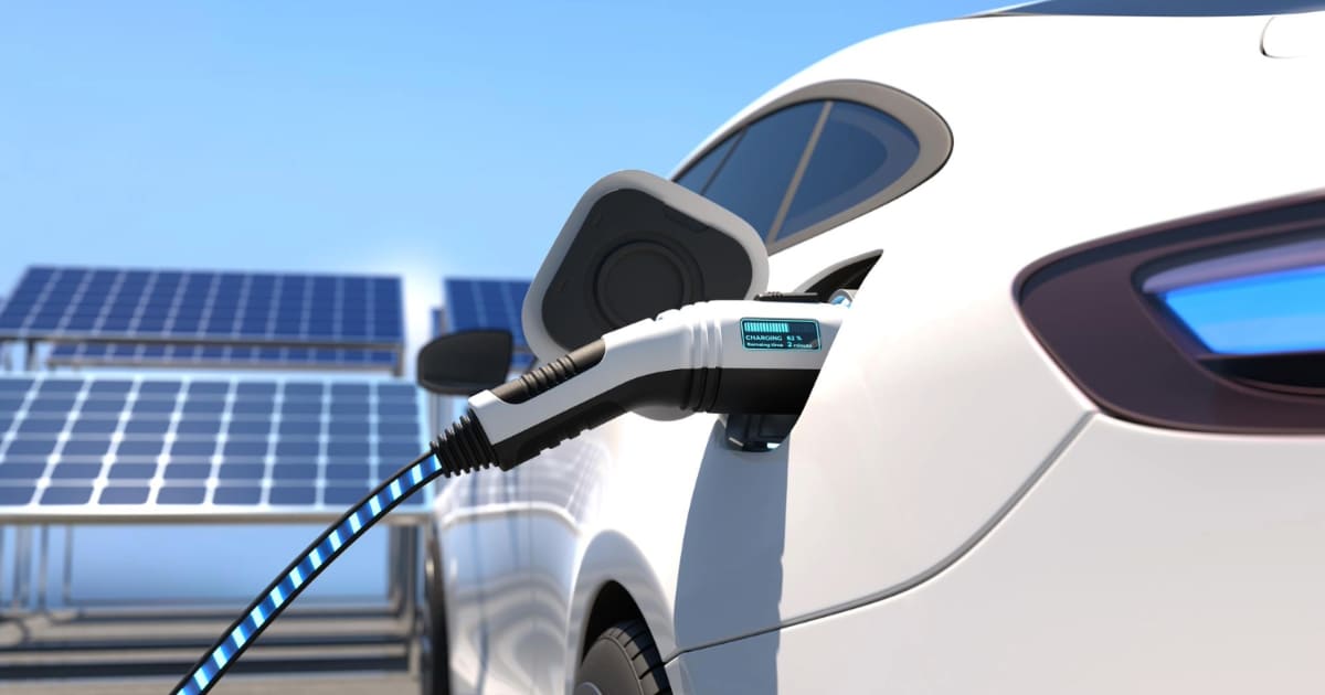 découvrez la voiture solaire, une innovation écologique qui combine technologie avancée et énergie renouvelable pour une conduite durable. explorez ses avantages, son fonctionnement et comment elle transforme le paysage automobile.