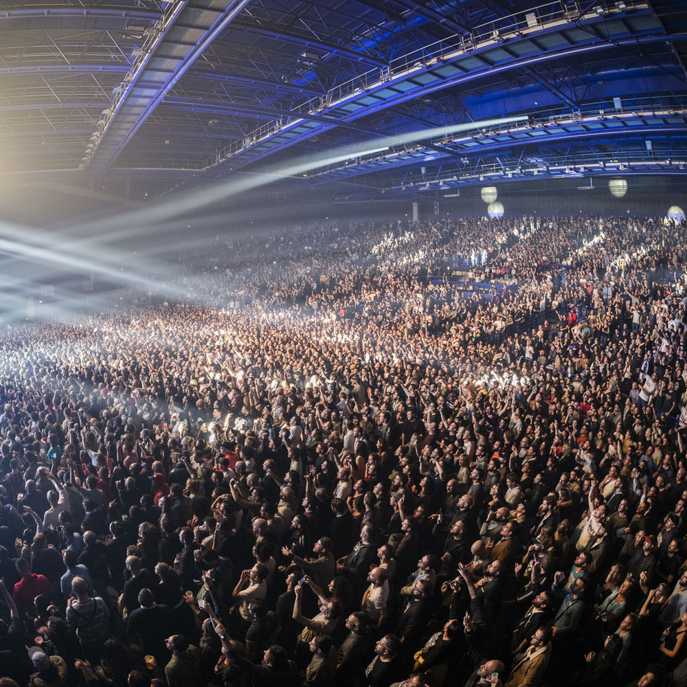 découvrez le zénith, une salle emblématique dédiée aux concerts et événements culturels, offrant une acoustique exceptionnelle et une expérience inoubliable pour tous les amoureux de la musique.