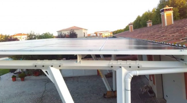découvrez comment un abri photovoltaïque peut transformer votre espace extérieur en une source d'énergie renouvelable. alliant protection et écologie, cet abri innovant capte l'énergie solaire pour alimenter vos appareils tout en préservant l'environnement.