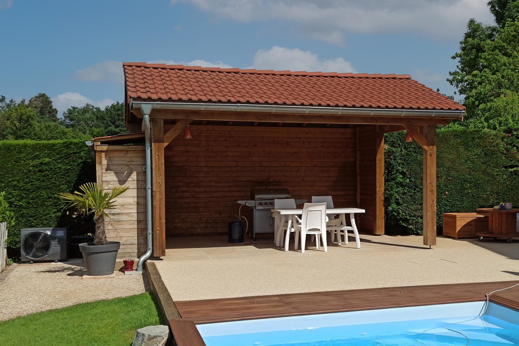 découvrez notre sélection d'abris de terrasse, idéaux pour profiter de votre extérieur tout en étant protégé des intempéries. alliant design et fonctionnalité, nos abris vous offrent un espace convivial pour vous détendre, recevoir vos amis ou partager des moments en famille. explorez nos modèles variés et embellissez votre terrasse dès aujourd'hui !