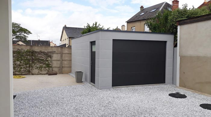 découvrez nos abris voiture en béton, alliant robustesse et esthétisme. protégez votre véhicule des intempéries tout en ajoutant une touche moderne à votre extérieur. idéal pour assurer la durabilité et la sécurité de votre automobile.
