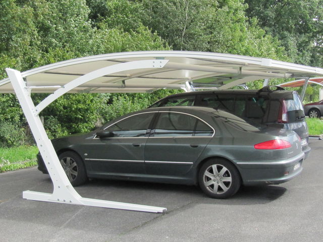 découvrez notre large sélection d'abris pour voiture, conçus pour protéger votre véhicule des intempéries et des uv. optez pour la qualité et le style avec nos modèles variés adaptés à tous les budgets.