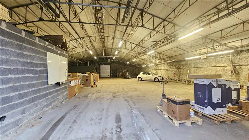 découvrez nos offres d'achat de hangars adaptés à vos besoins. que ce soit pour un usage agricole, industriel ou de stockage, trouvez le hangar idéal pour optimiser votre espace. consultez nos conseils et options disponibles dès maintenant.