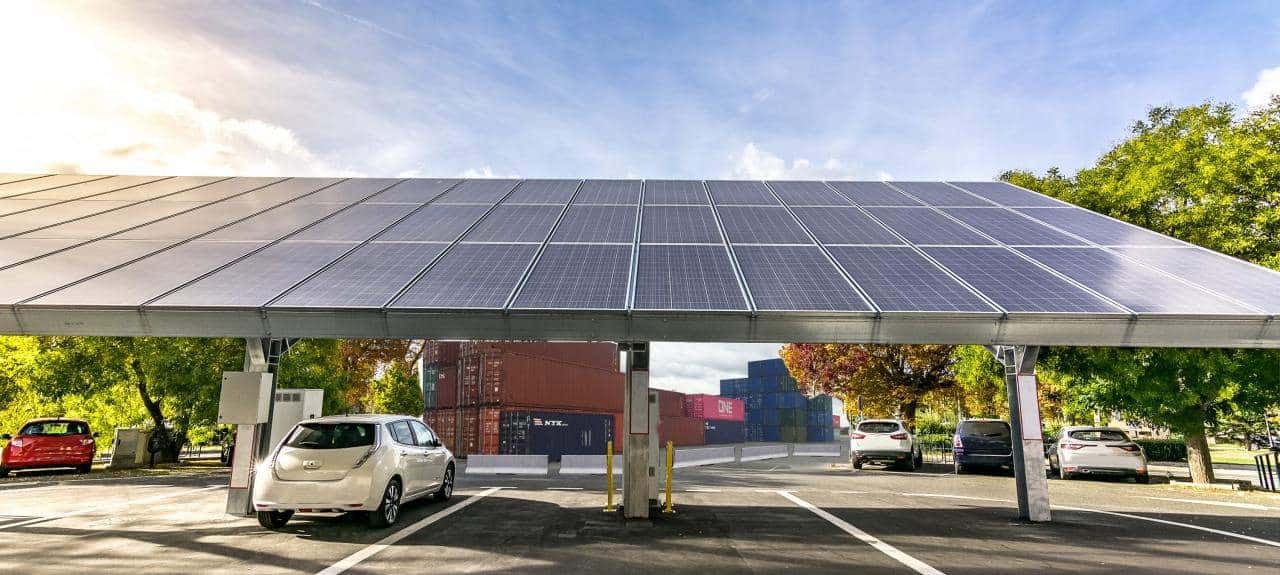 découvrez notre guide complet sur l'aide à la construction de carports solaires. bénéficiez de conseils pratiques, d'informations sur les subventions disponibles et de solutions écologiques pour maximiser l'énergie solaire tout en protégeant votre véhicule.