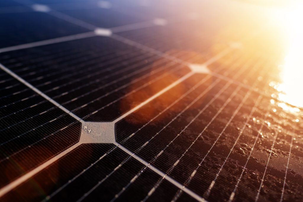 découvrez nos services d'aide pour l'installation de panneaux solaires en paca. profitez d'expertises locales pour optimiser votre projet énergétique et bénéficier d'aides financières. transformez votre habitat en une source d'énergie renouvelable tout en contribuant à la protection de l'environnement.