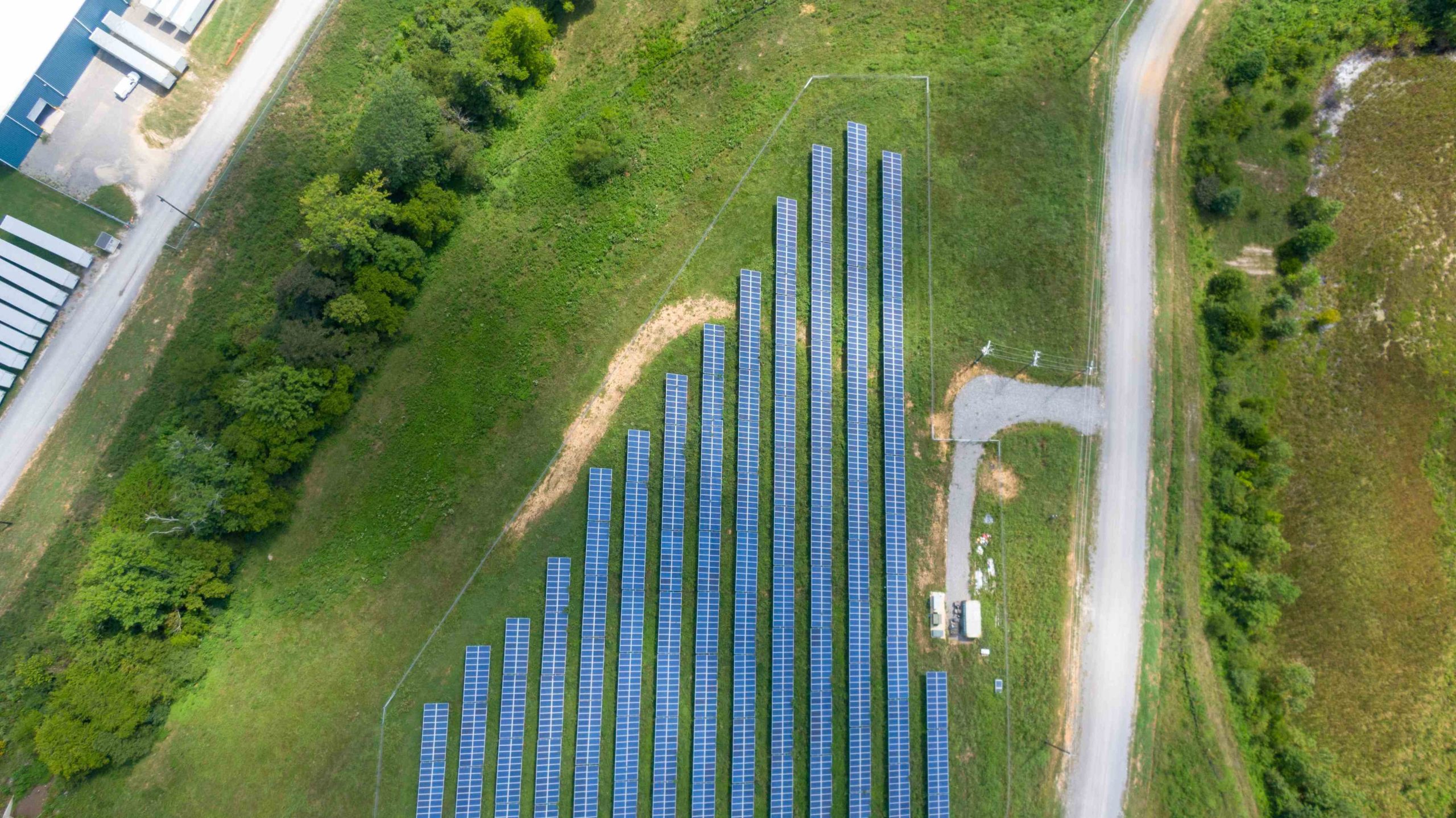découvrez tout sur l'amortissement des installations photovoltaïques (pv) : méthodes de calcul, avantages fiscaux et impact sur votre investissement. optimisez la rentabilité de votre projet d'énergie solaire grâce à notre guide complet.