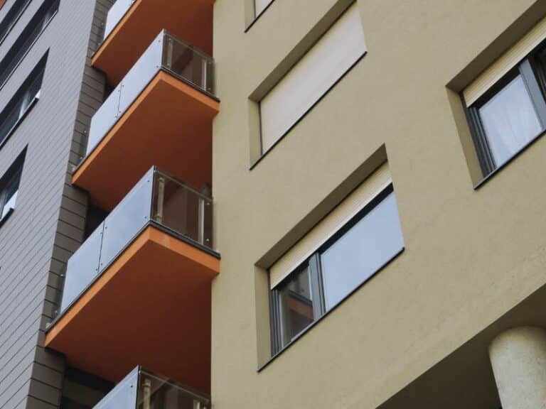 découvrez notre appartement énergétique, un espace de vie moderne et écologique optimisé pour la performance énergétique. profitez du confort d'un habitat qui respecte l'environnement tout en réduisant vos factures d'énergie. idéal pour une vie durable et agréable.